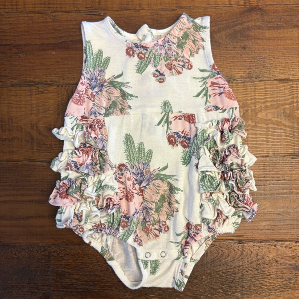 Kate Quinn Baby Toddler Girls Ruffle Bubble Romper Cactus Floral 6-12 Months